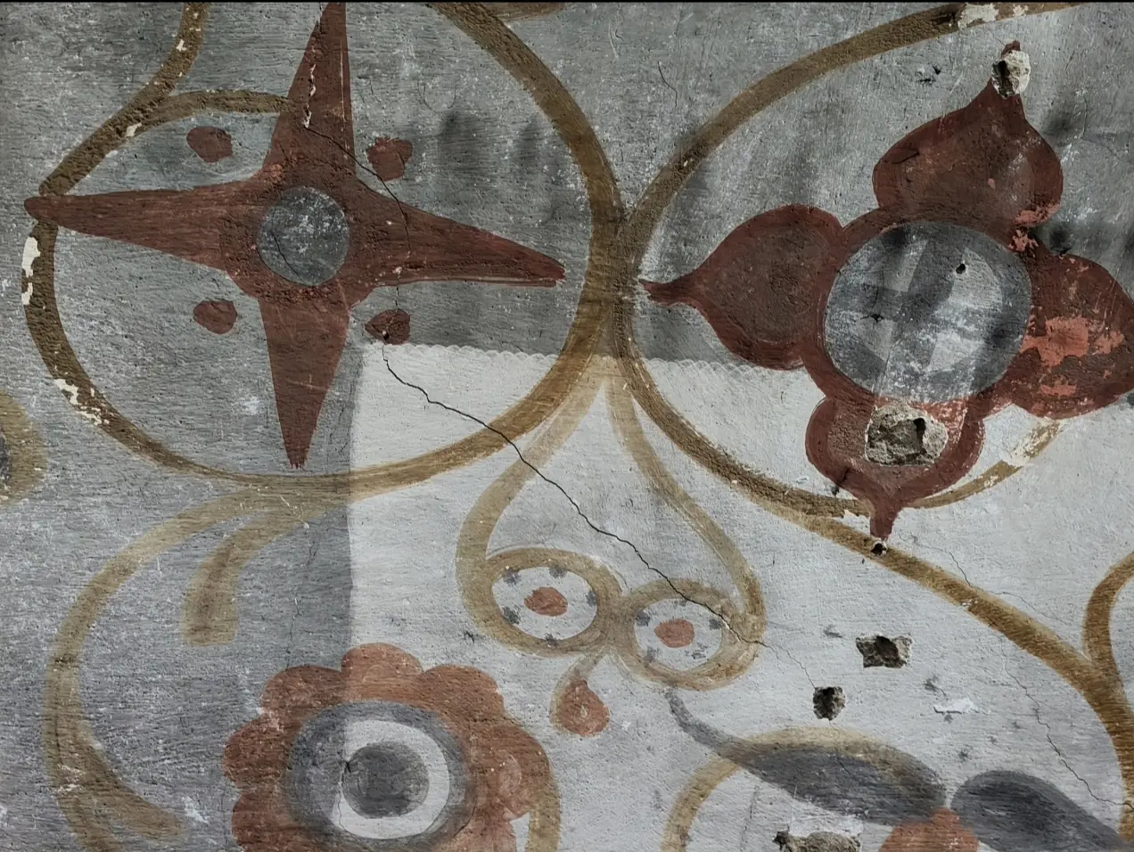 Czyszczenie laserowe malowideł ściennych - Skrzypek Laser Czyszczący